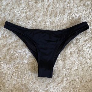 Victoria’s Secret Black Ruched Brazilian Bottom Sz S
